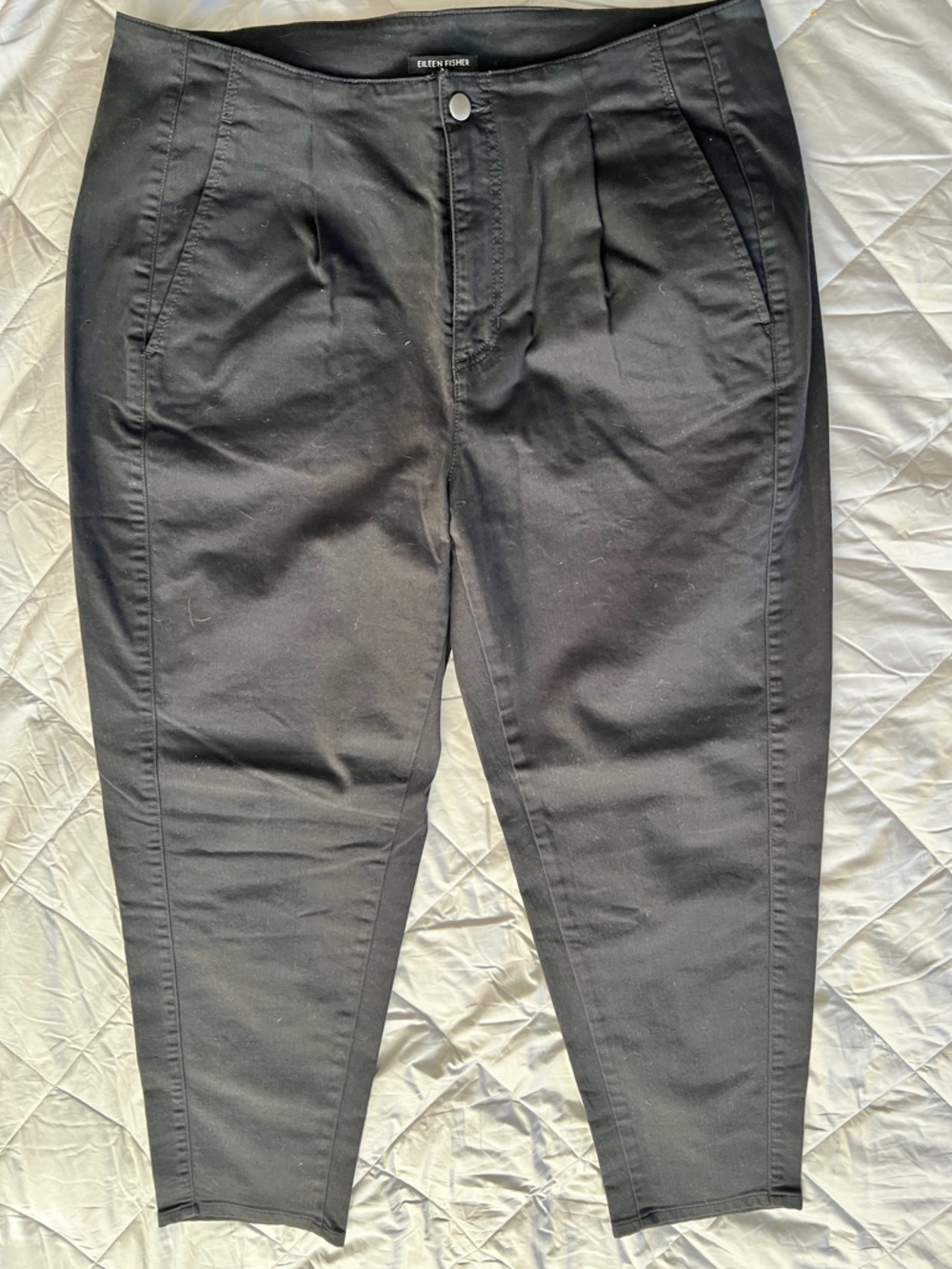 Eileen Fisher  Women’s Black Tapered Stretch Organic Cotton Stretch Pants